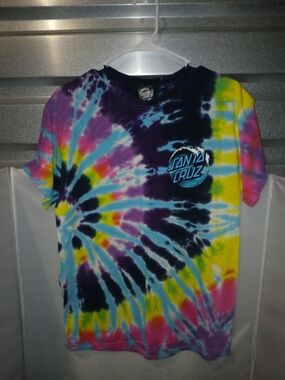 Santa Cruz Wave Dot Multi Color Spiral Tie Dye Graphic T-Shirt Size M Skatewear
